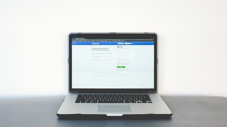 こんなに簡単!「Facebook企業ページの作り方、7ステップ」～サインアップ、詳細設定、多言語対応～